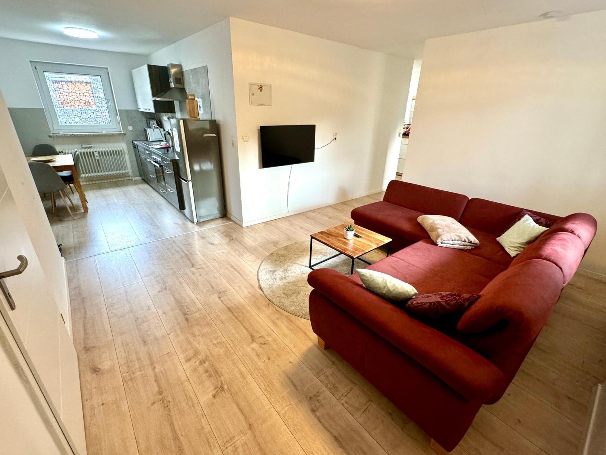 Ferienwohnung "Sorgenfrei" In Coburg ! - Im Eg Mit Privatparkplatz & Balkon Exterior photo