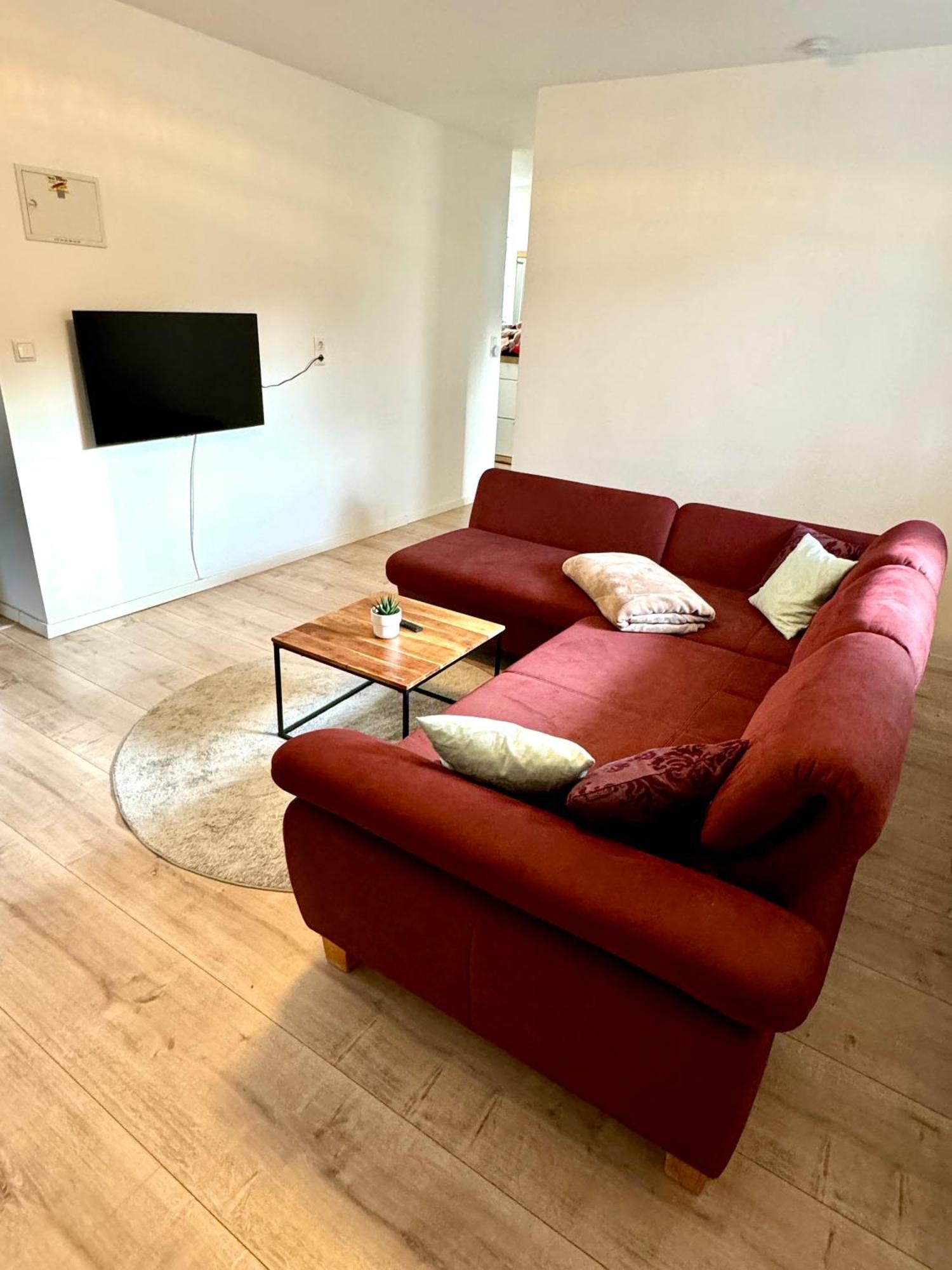 Ferienwohnung "Sorgenfrei" In Coburg ! - Im Eg Mit Privatparkplatz & Balkon Exterior photo